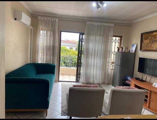 2 BEDROOM PROPERTY TO RENT IN FOURWAYS